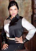 Blusa preta c/ branca em cetim