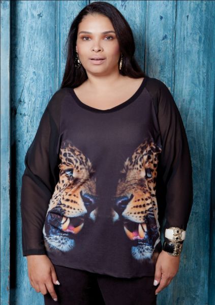 Blusa preta c/ onça frente a frente